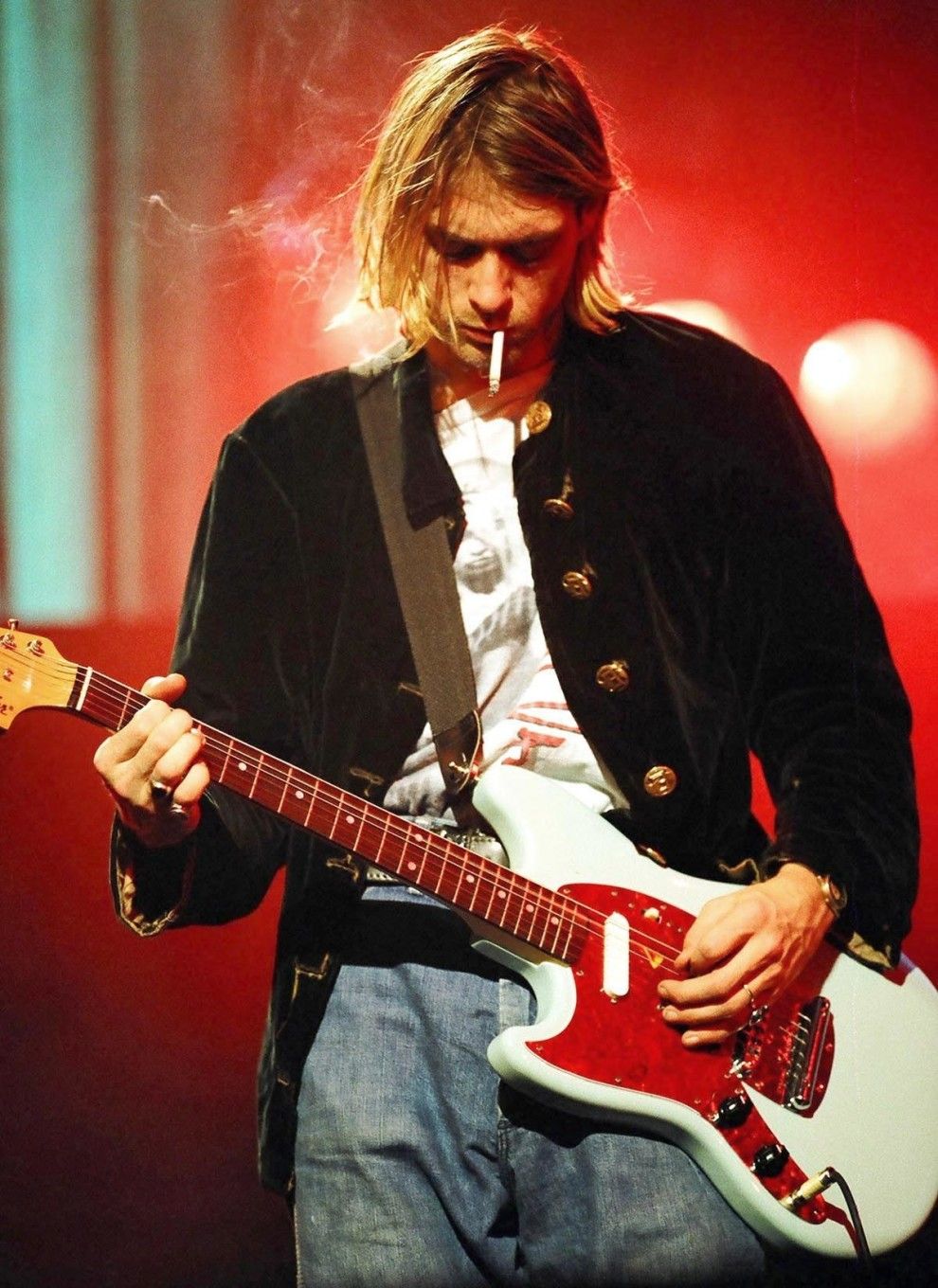 Nirvana Collectible Funko Pop Rocks Kurt Cobain MTV Loud Live Figure Hot-Topic 66 Nonperfect