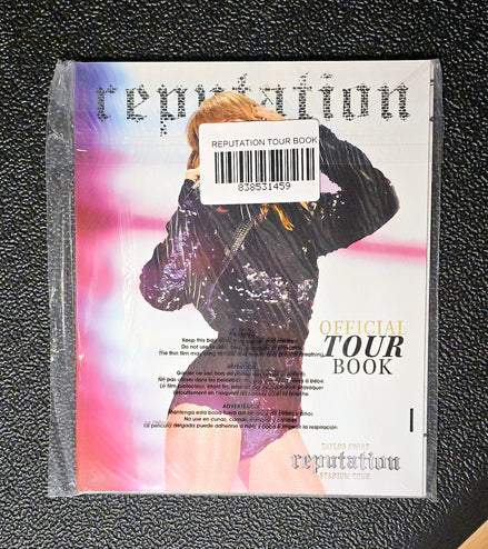 Taylor Swift Store 2018 Merchandise: Official Reputation Concert Stadium Collectible Tour Book