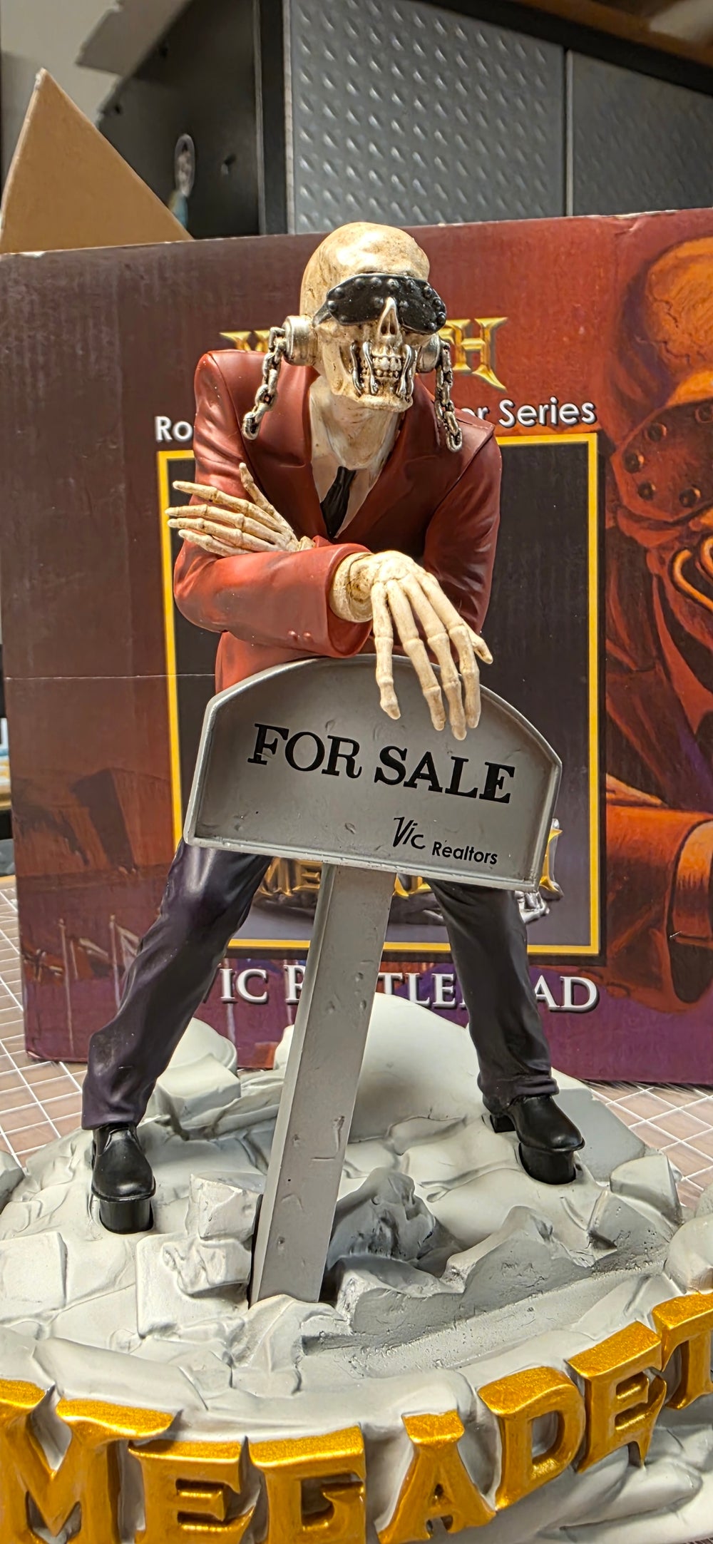 Megadeth 2017 KnuckleBonz Rock Iconz Vic Rattlehead "Peace Sells" Statue