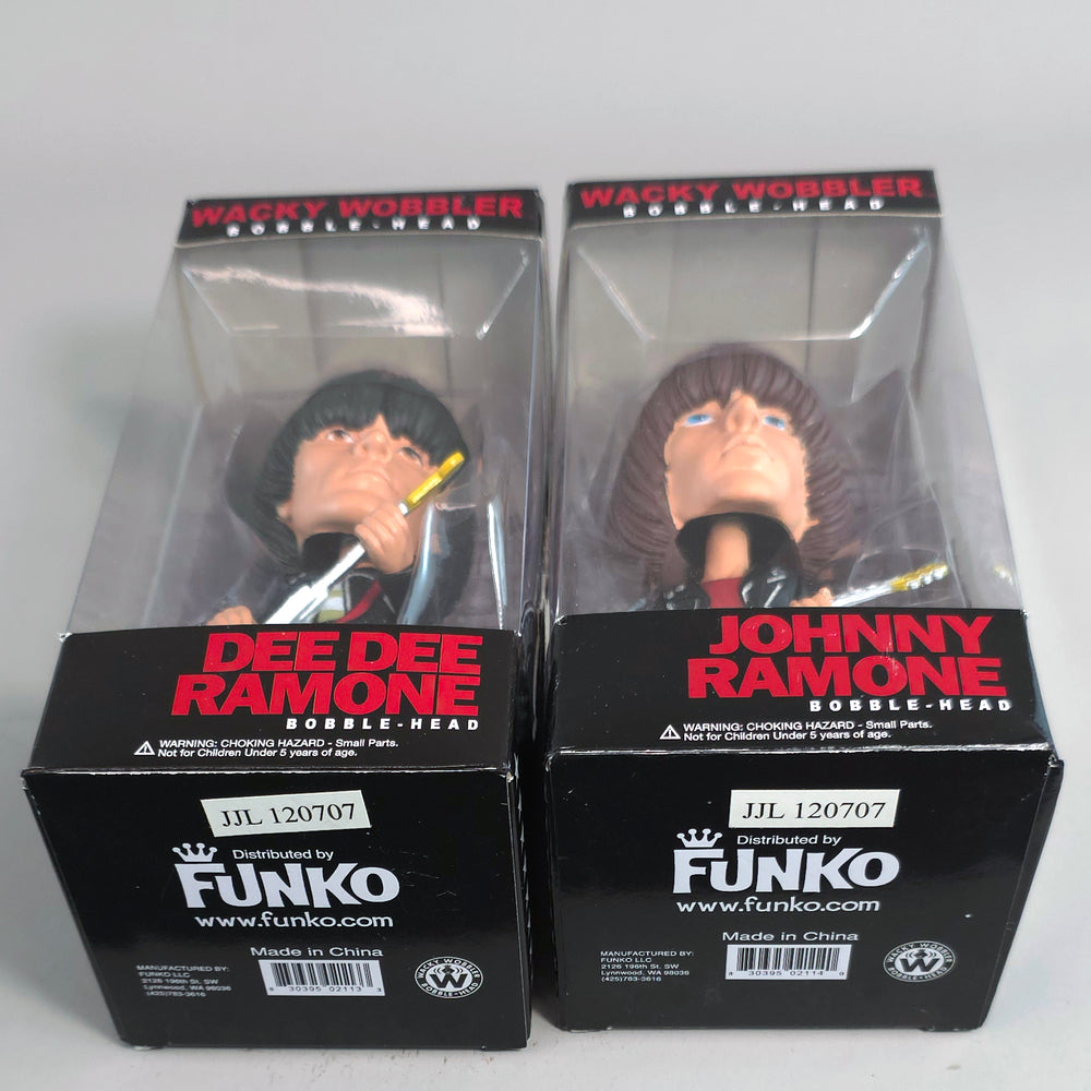 NEW Ramones Collectible 2010 Funko Dee Dee & Johnny Wacky Wobbler Set