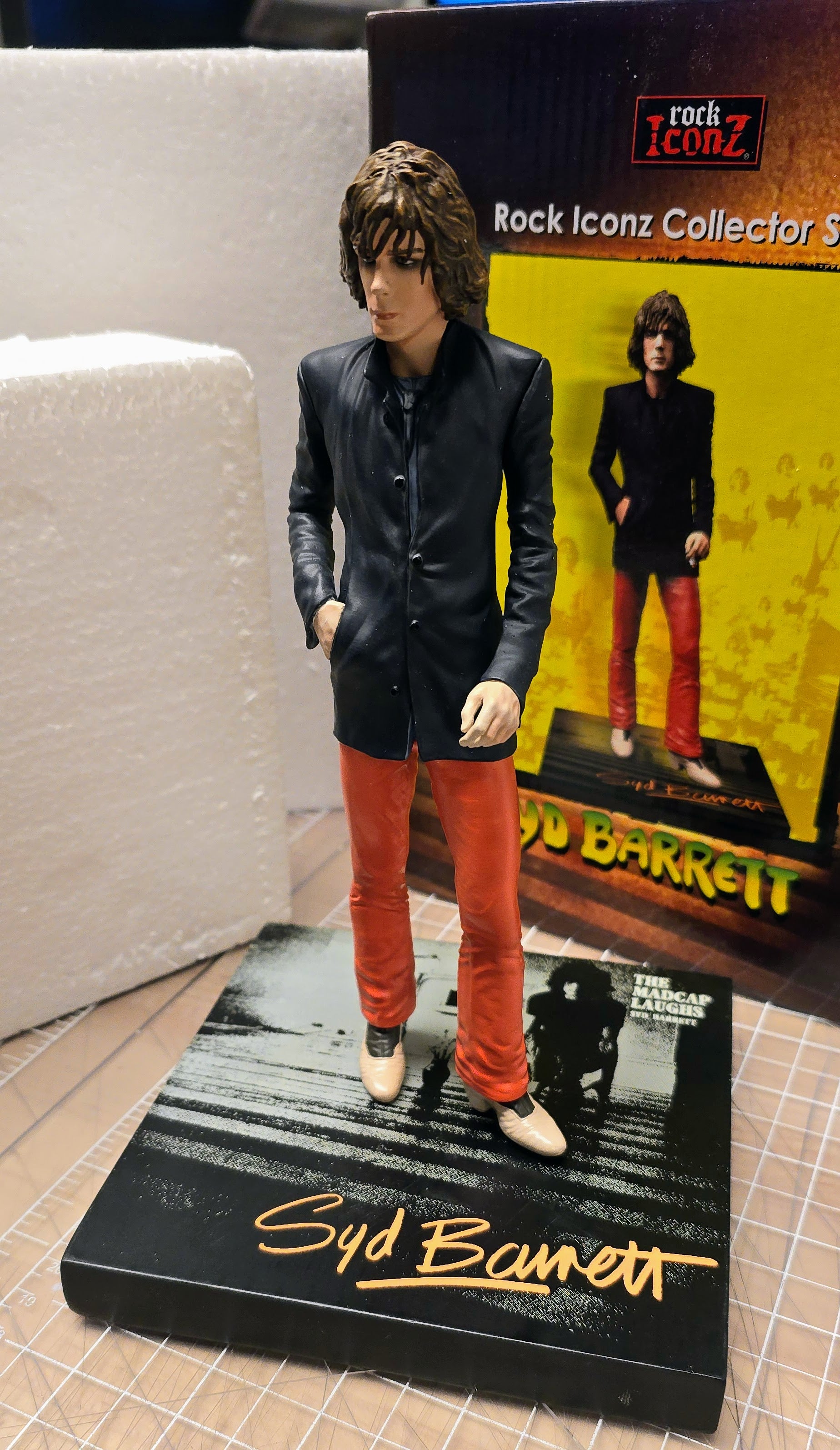 Pink Floyd Collectible 2017 KnuckleBonz Rock Iconz Syd Barrett Statue #496/3000
