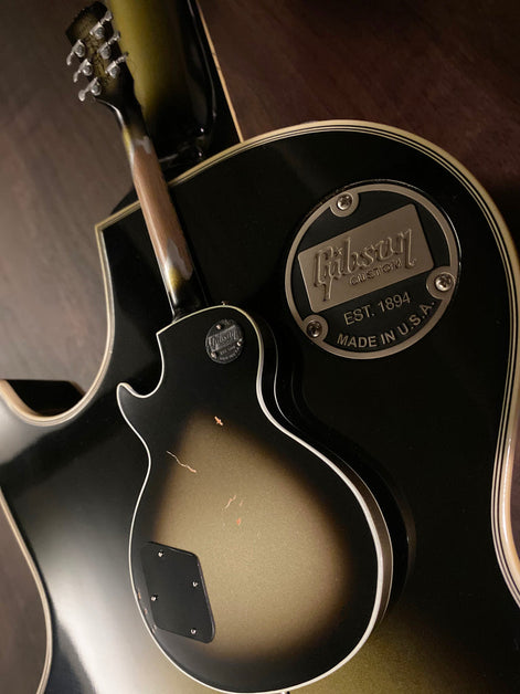 Tool Collectible Adam Jones 1979 Gibson Les Paul Custom - Antique Silverburst Mini Guitar Replica 1:4 Scale Model