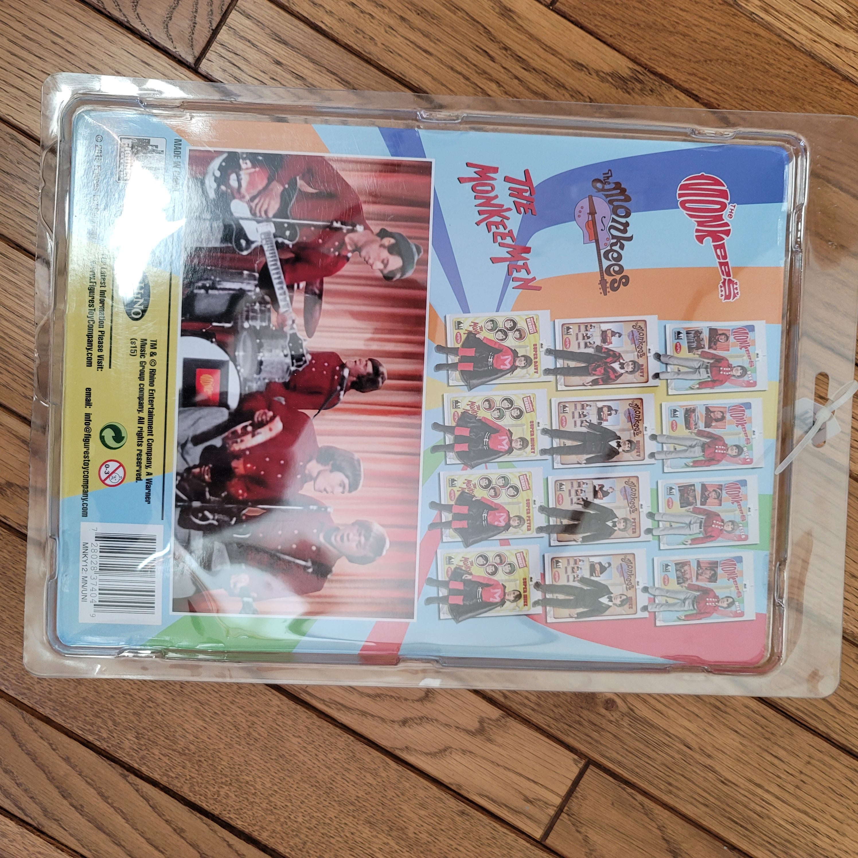 SOLD OUT! The Monkees Collectible 2015 Figures Toy Company Retro Red Suit 12