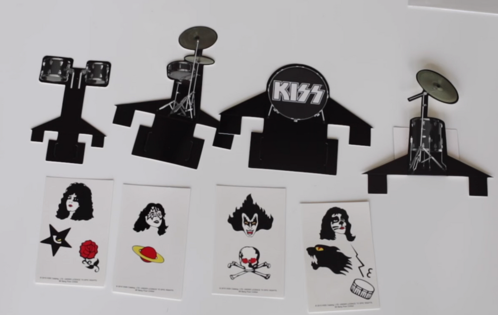KISS Collectibles 2015 Bif Bang Pow! Series 1 Love G u n 3 3/4 Inch Figures & Variant Demon