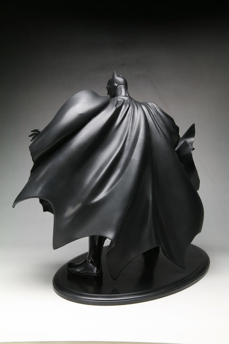 Kotobukiya Batman ArtFX Statue Black Costume Version 12-inches tall (1:6 scale)